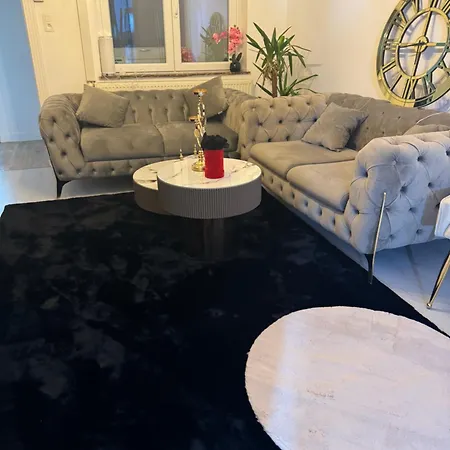 Апартаменты 2 Luxueuse A Jette